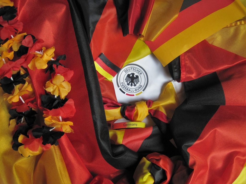 German flag colored accessories